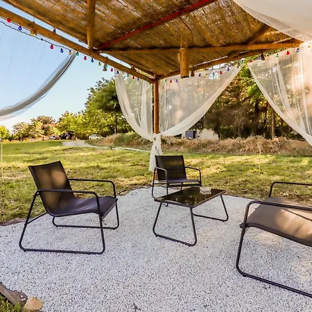 Acropolis With Parking Next To Center Apartament *