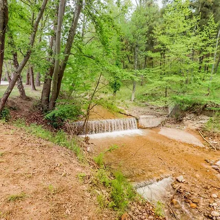 Acropolis With Parking Next To Center Apartament *