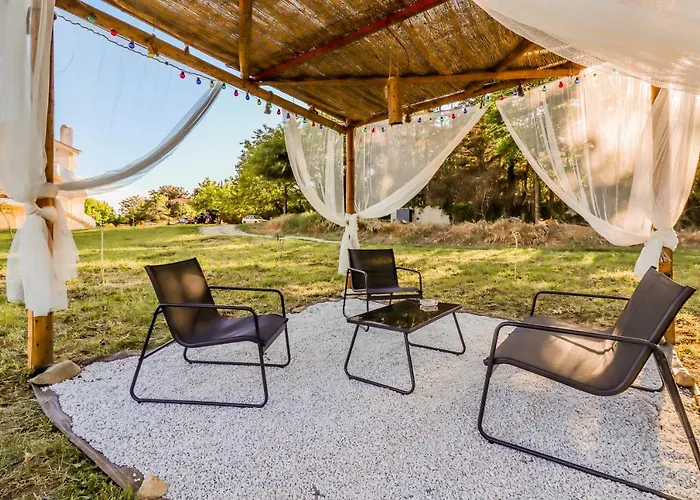 Acropolis With Parking Next To Center Apartamento *